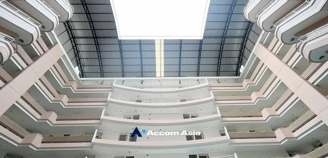  3 br Condominium for rent and sale in Ploenchit ,Bangkok BTS Ploenchit at Navin Court AA34379