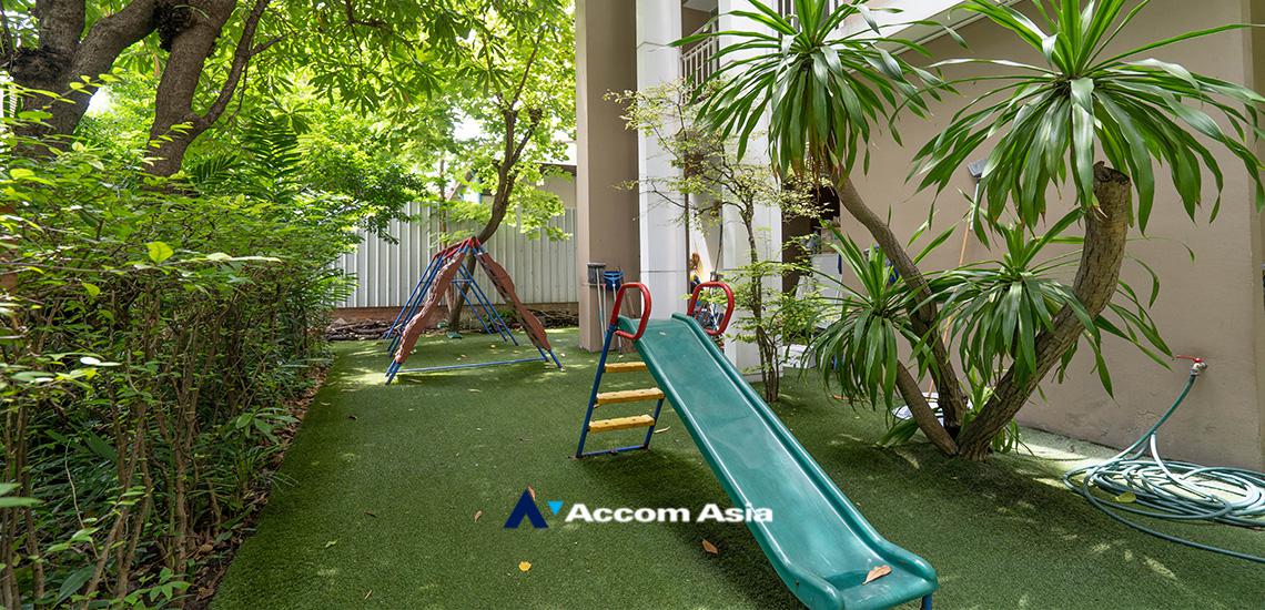  3 br Apartment for rent and sale in Sukhumvit ,Bangkok MRT Sukhumvit - BTS Asok at Easy to access BTS Skytrain AA40386