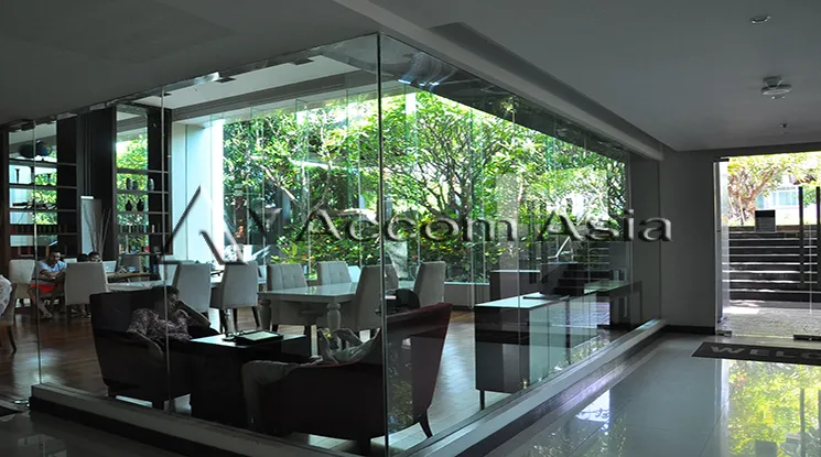  2 br Condominium For Sale in New Phetchaburi ,Bangkok MRT Phetchaburi at Circle Condominium AA34098