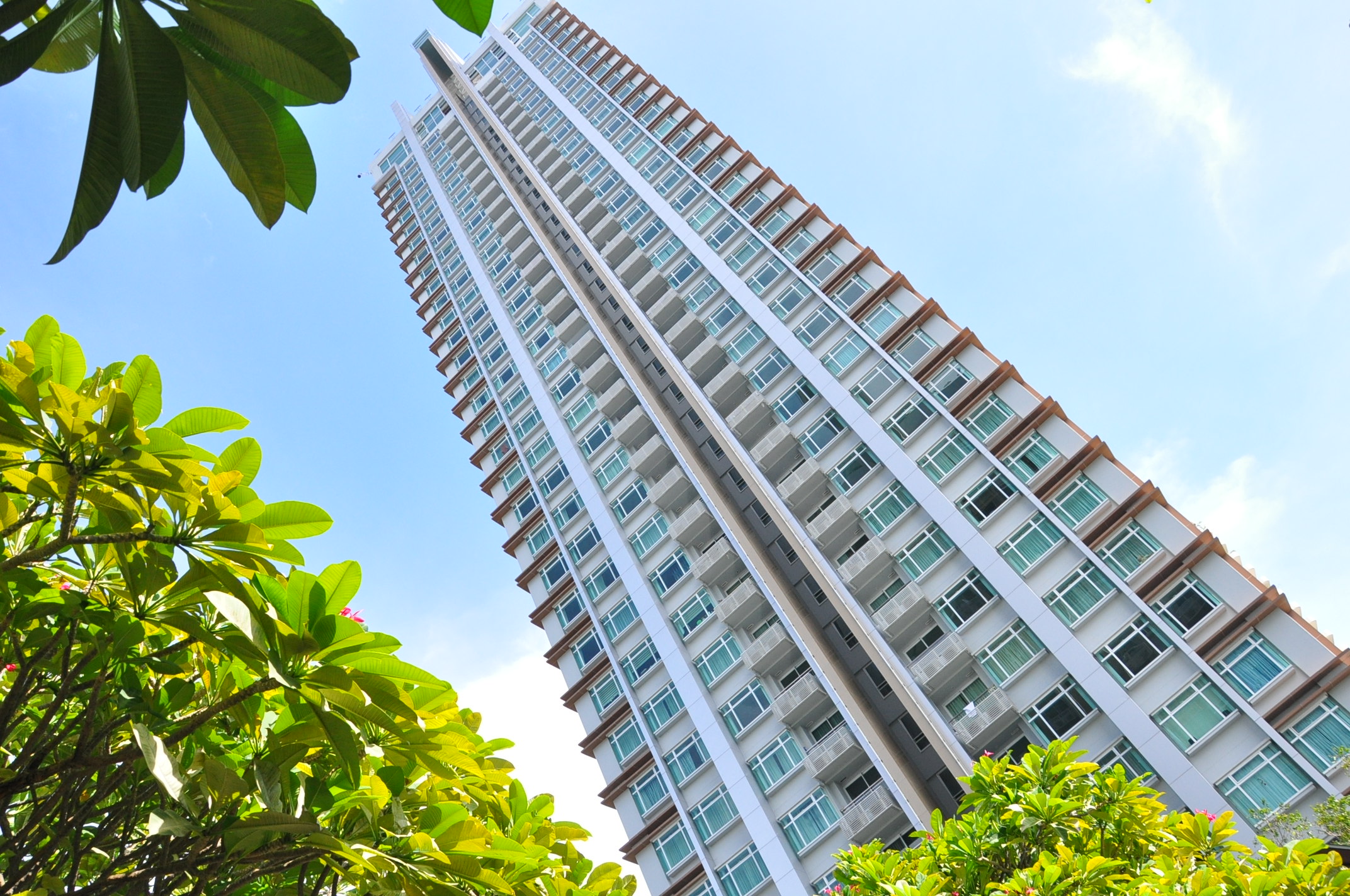  2 br Condominium for rent and sale in New Phetchaburi ,Bangkok MRT Phetchaburi at Circle Condominium AA43107