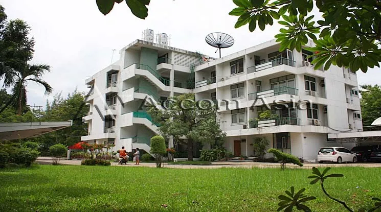  4 br Apartment For Rent in Sukhumvit ,Bangkok BTS Thong Lo at Fully Facilities AA43538