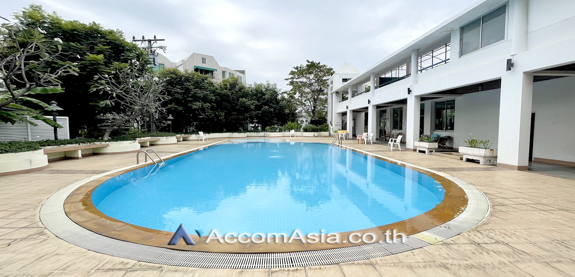  3 br House for rent and sale in Sukhumvit ,Bangkok BTS Phra khanong at Home Place Sukhumvit 71 AA31926