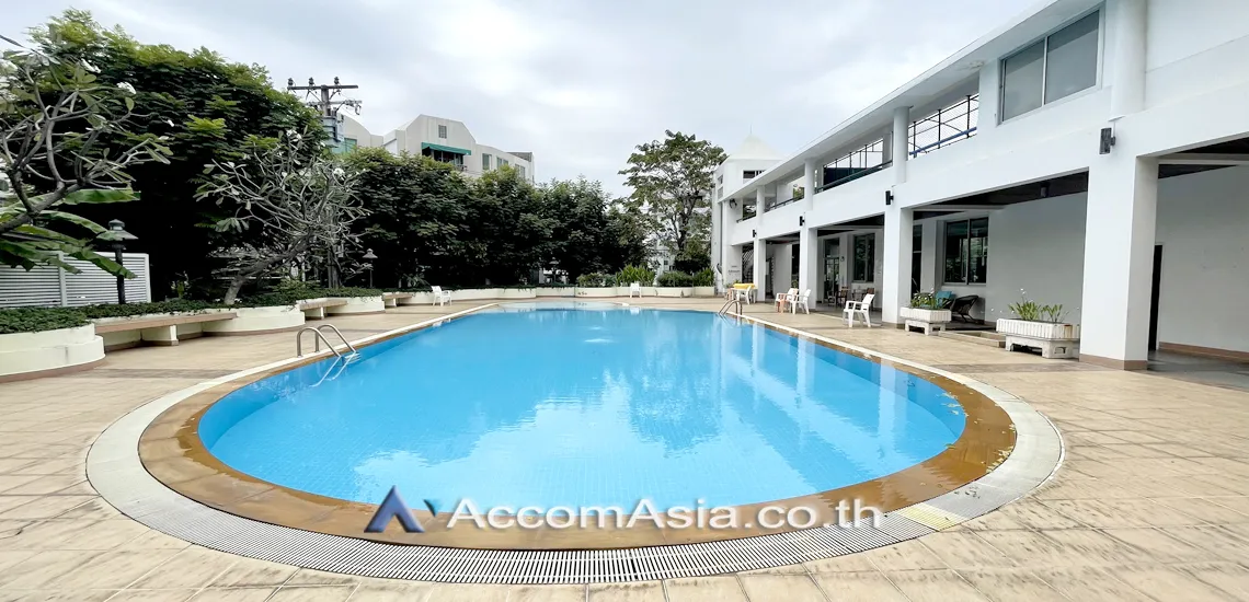  3 br House for rent and sale in Sukhumvit ,Bangkok BTS Phra khanong at Home Place Sukhumvit 71 AA31926