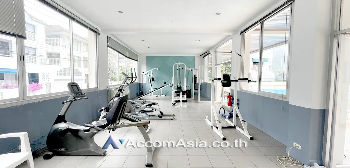  3 br House for rent and sale in Sukhumvit ,Bangkok BTS Phra khanong at Home Place Sukhumvit 71 AA11214