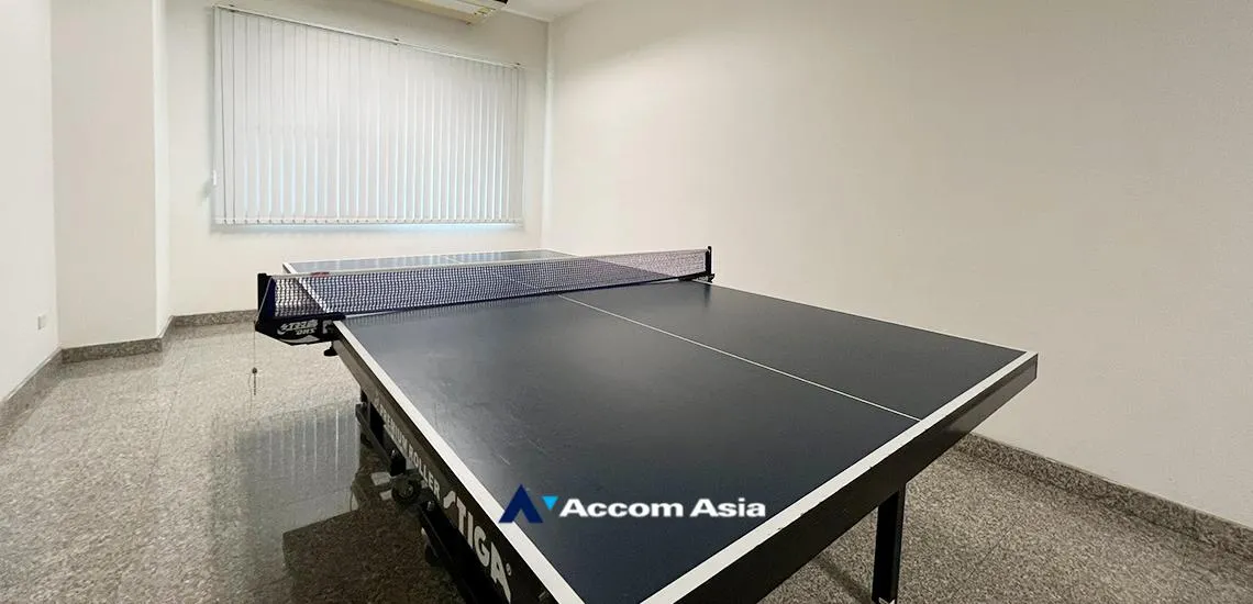  3 br Apartment For Rent in Sathorn ,Bangkok MRT Khlong Toei at Privacy One Unit per Floor 1414997