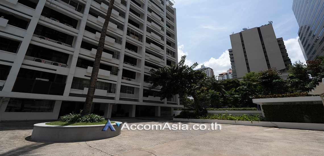  3 br Apartment For Rent in Sukhumvit ,Bangkok BTS Asok - MRT Sukhumvit at Newly Renovated AA35646
