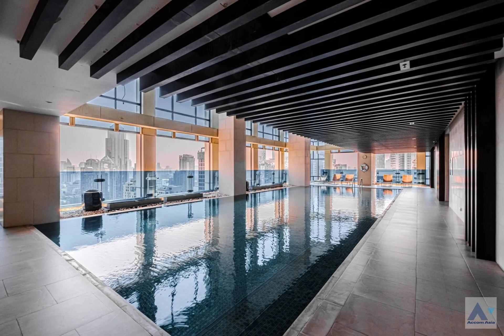  1 br Condominium for rent and sale in Ploenchit ,Bangkok BTS Chitlom at Royal Maneeya Executive Residence 1521389