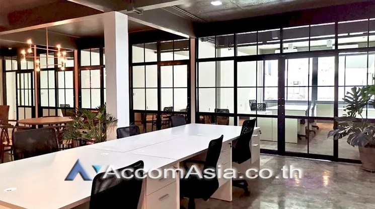  Office Space For Rent in Sukhumvit ,Bangkok MRT Sukhumvit - BTS Asok at OTW Service Office AA24651