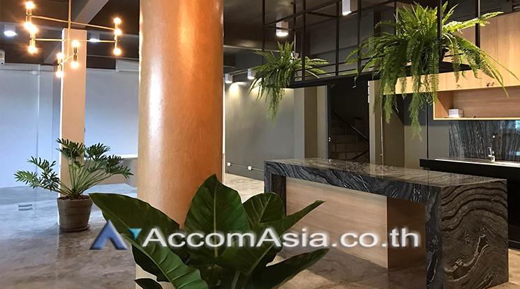  Office Space For Rent in Sukhumvit ,Bangkok BTS Asok - MRT Sukhumvit at OTW Service Office AA24645