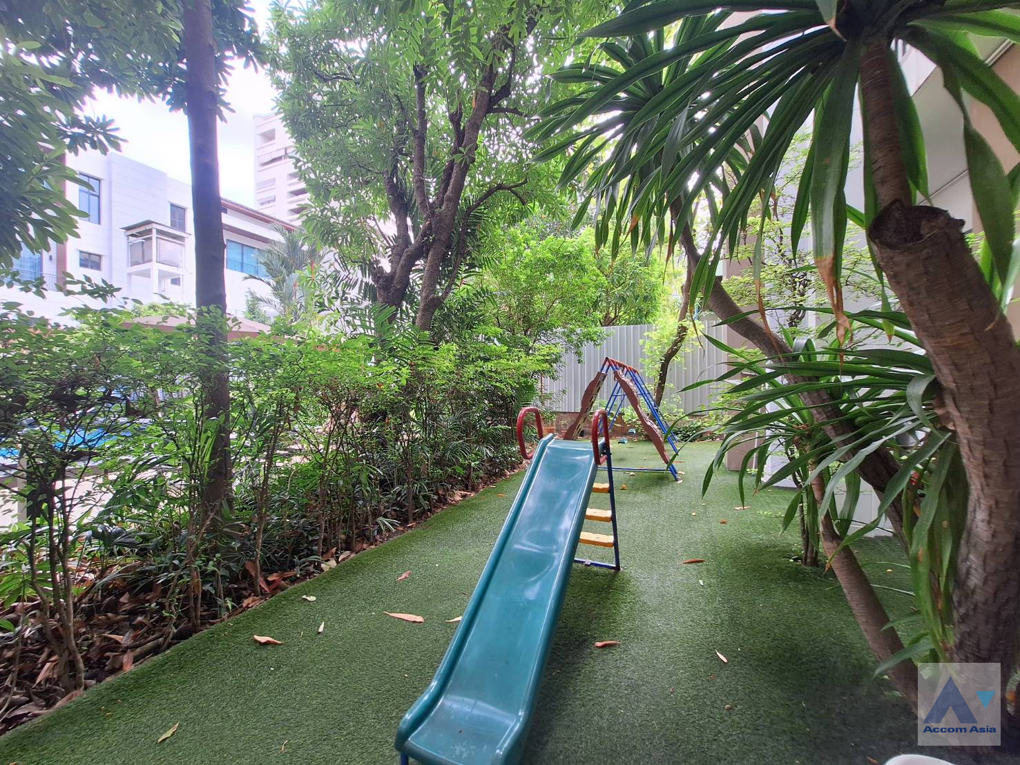  3 br Apartment For Rent in Sukhumvit ,Bangkok BTS Phrom Phong at The Greenery Low rise AA27606