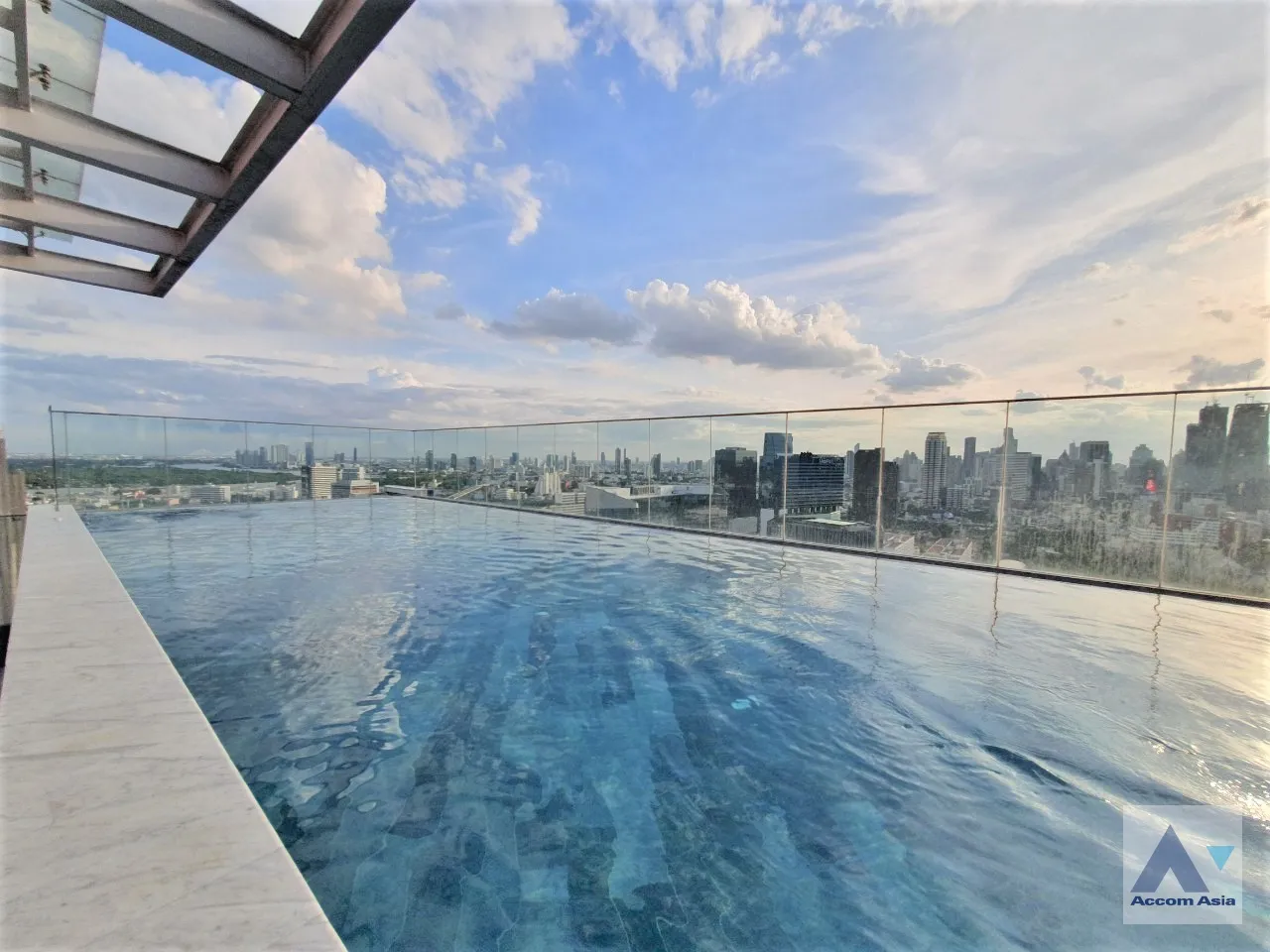  2 br Condominium For Rent in Sukhumvit ,Bangkok MRT Queen Sirikit National Convention Center at Siamese Exclusive Queens AA46526