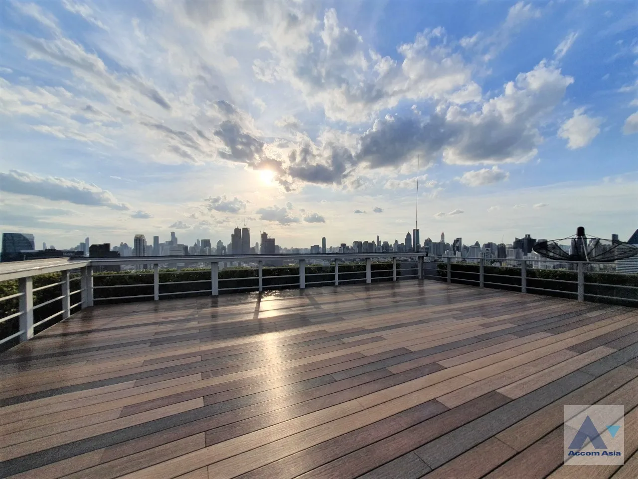  2 br Condominium for rent and sale in Sukhumvit ,Bangkok MRT Queen Sirikit National Convention Center at Siamese Exclusive Queens AA30503