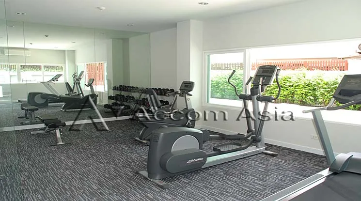  3 br Condominium For Rent in Ploenchit ,Bangkok BTS Chitlom at Tonson Court AA30021