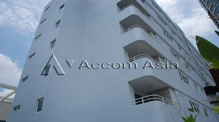  3 br Condominium For Rent in Ploenchit ,Bangkok BTS Chitlom at Tonson Court AA32441