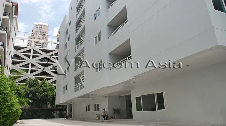  3 br Condominium For Rent in Ploenchit ,Bangkok BTS Chitlom at Tonson Court AA30020