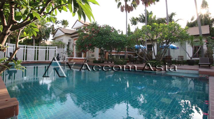 4 Moo Baan Ladawan Srinakarin - House - Sukhumvit - Bangkok / Accomasia