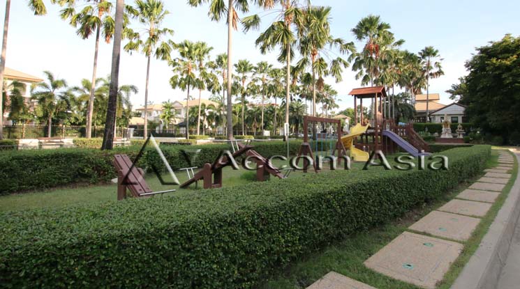 7 Moo Baan Ladawan Srinakarin - House - Sukhumvit - Bangkok / Accomasia