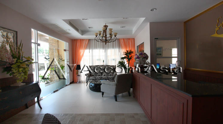  1 br Apartment For Rent in Sukhumvit ,Bangkok BTS Ekkamai at High quality of living 1417147