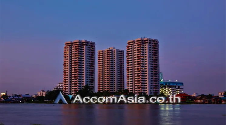  3 br Condominium For Sale in Phaholyothin ,Bangkok  at Riverine Place 24457
