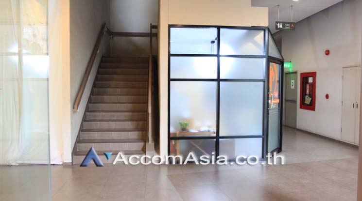5 Retail for rent in Langsuan - Retail / Showroom - Langsuan - Bangkok / Accomasia