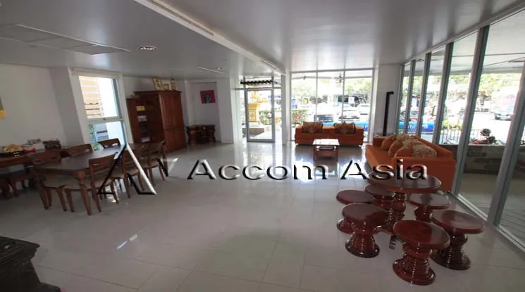  2 br Apartment For Rent in Sukhumvit ,Bangkok BTS Thong Lo at Ideal for family living and pet lover 1417934