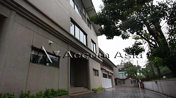  3 br Townhouse For Rent in Phaholyothin ,Bangkok BTS Ari at Townhouse Phaholyothin 1818220