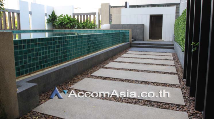  1 br Condominium For Sale in Sathorn ,Bangkok BRT Thanon Chan at Bridge Sathorn Narathiwas AA19795