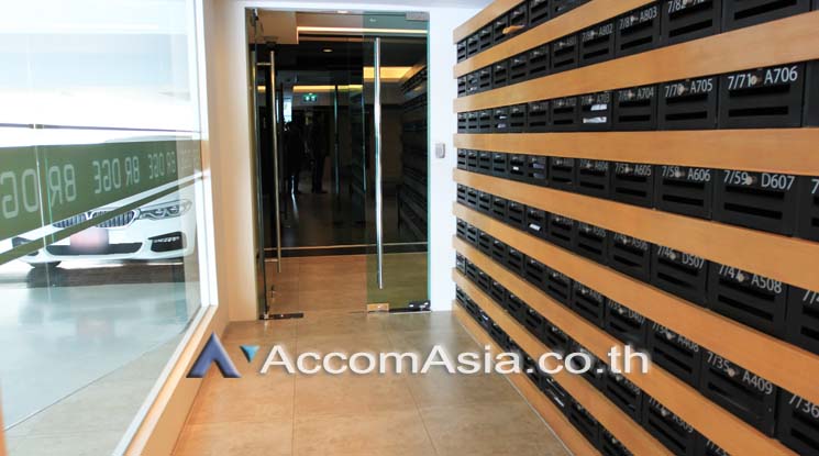  1 br Condominium For Sale in Sathorn ,Bangkok BRT Thanon Chan at Bridge Sathorn Narathiwas AA19795