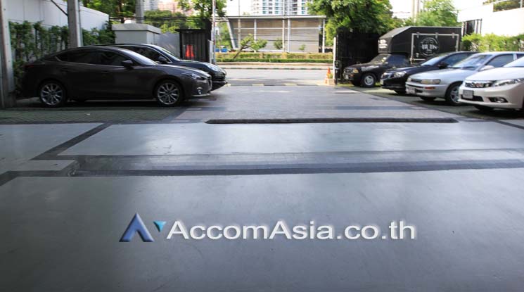 5 Bridge Sathorn Narathiwas - Condominium - Naradhiwas Rajanagarindra - Bangkok / Accomasia