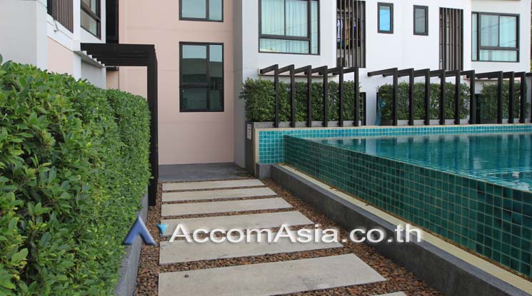 6 Bridge Sathorn Narathiwas - Condominium - Naradhiwas Rajanagarindra - Bangkok / Accomasia