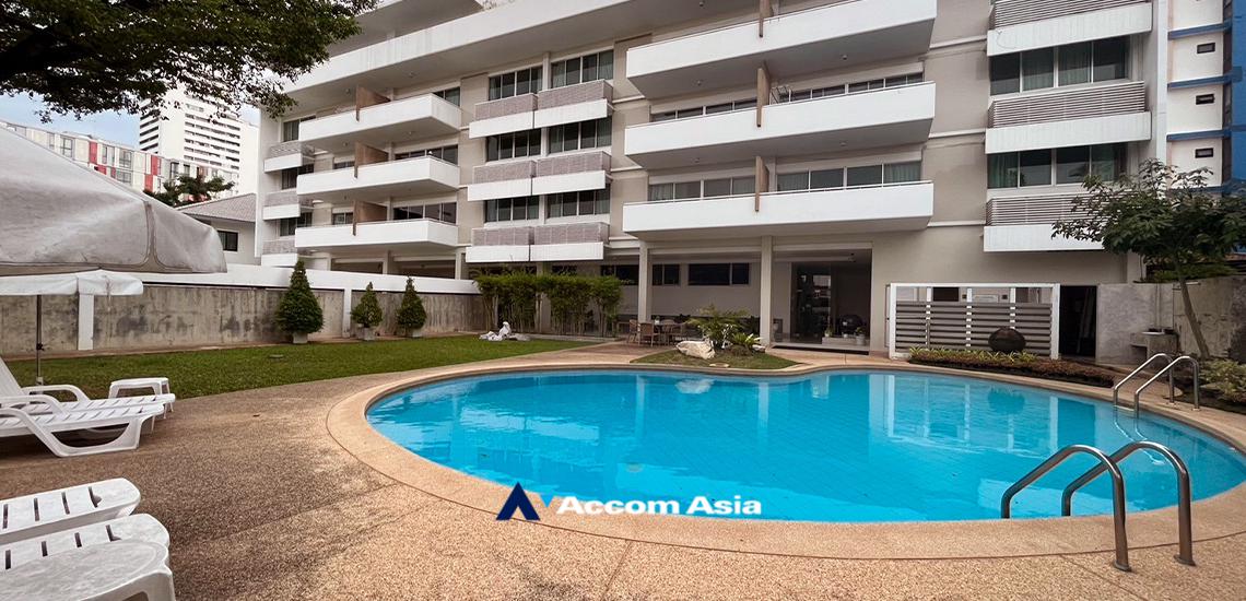  2 br Apartment For Rent in Sukhumvit ,Bangkok BTS Phra khanong at Stylish Low Rise Residence AA45750