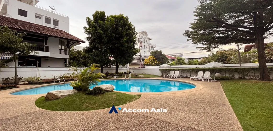  2 br Apartment for rent and sale in Sukhumvit ,Bangkok BTS Phra khanong at Stylish Low Rise Residence AA18920