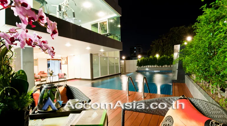  2 br Apartment For Rent in Sukhumvit ,Bangkok BTS Ekkamai at Nice Residence 1418995