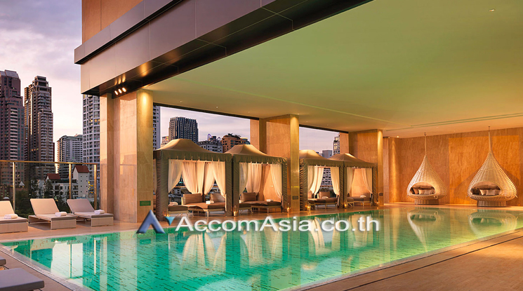  2 br Condominium For Sale in Ploenchit ,Bangkok BTS Ploenchit at Oriental Residence Bangkok AA20850