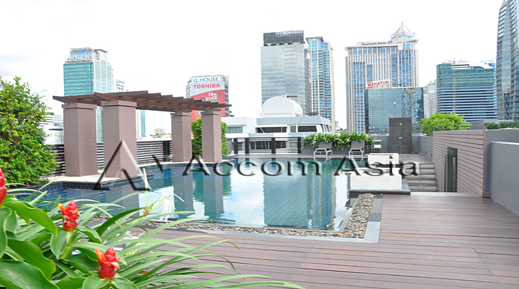  2 br Condominium For Rent in Ploenchit ,Bangkok BTS Ploenchit at O2 Hip 1519369