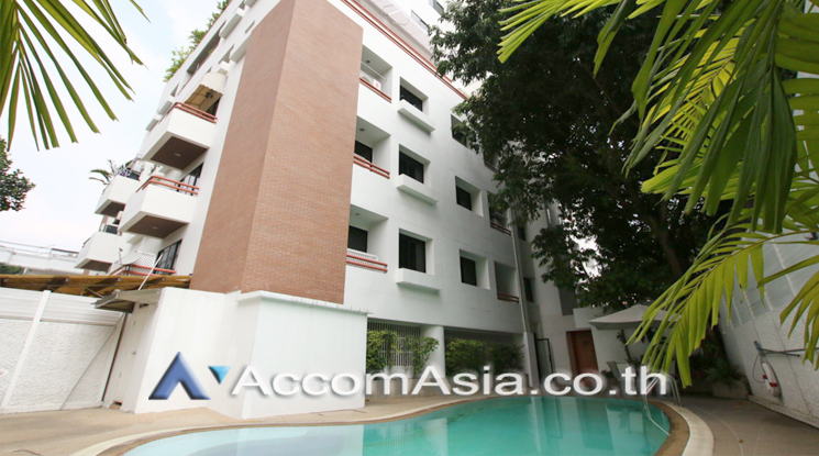  3 br Condominium for rent and sale in Ploenchit ,Bangkok BTS Ploenchit at La Maison Ruamrudee AA43415