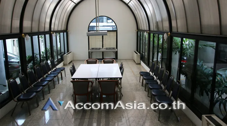  2 br Condominium For Rent in Ploenchit ,Bangkok BTS Ploenchit at La Maison Ruamrudee AA26030