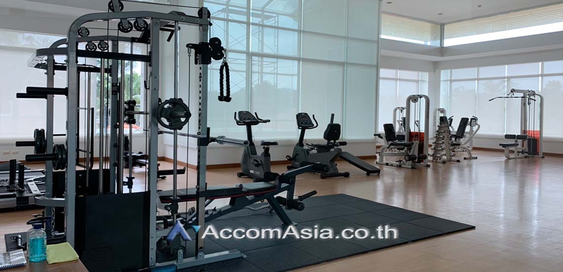  6 br House for rent and sale in Bang Na ,Bangkok BTS Bearing at House in compound AA21276