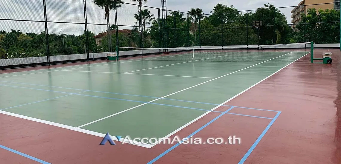  5 br House for rent and sale in Bang Na ,Bangkok BTS Bearing at House in compound 13000493