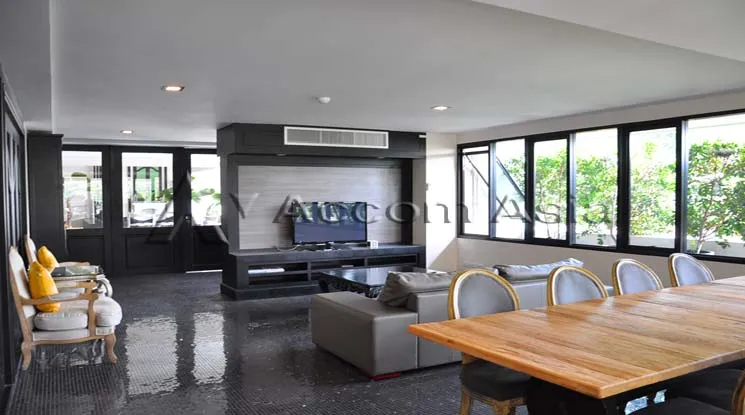  2 br Condominium For Sale in Phaholyothin ,Bangkok BTS Ari at Baxtor AA25934