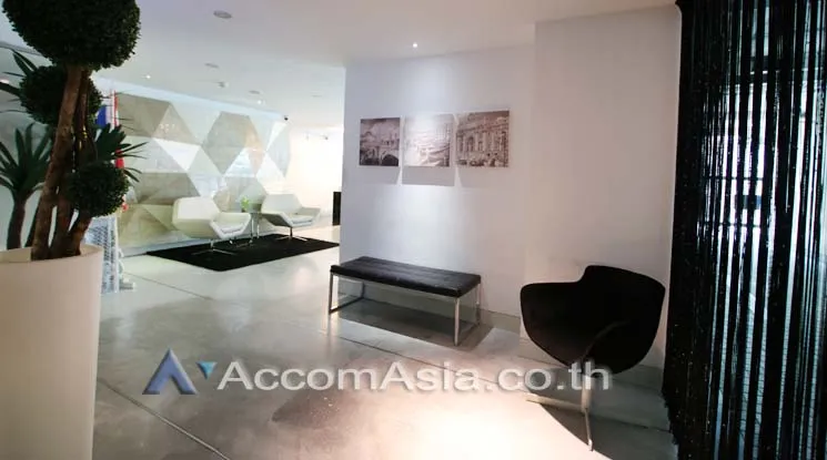  2 br Condominium For Rent in Silom ,Bangkok BTS Chong Nonsi at Collezio Sathorn Pipat AA15004