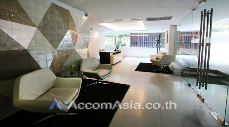 2 br Condominium For Rent in Silom ,Bangkok BTS Chong Nonsi at Collezio Sathorn Pipat AA15004