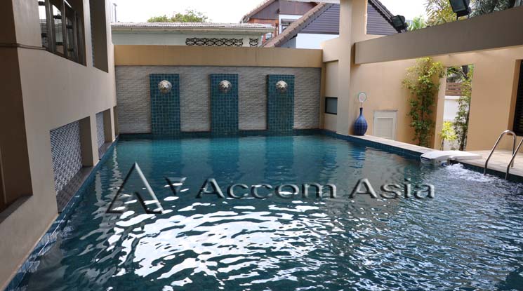  1 br Apartment For Rent in Sukhumvit ,Bangkok BTS Ekkamai at Low Rise Residence AA43176