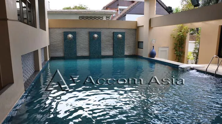  1  1 br Apartment for rent and sale in Sukhumvit ,Bangkok BTS Ekkamai at Low Rise Residence AA44366