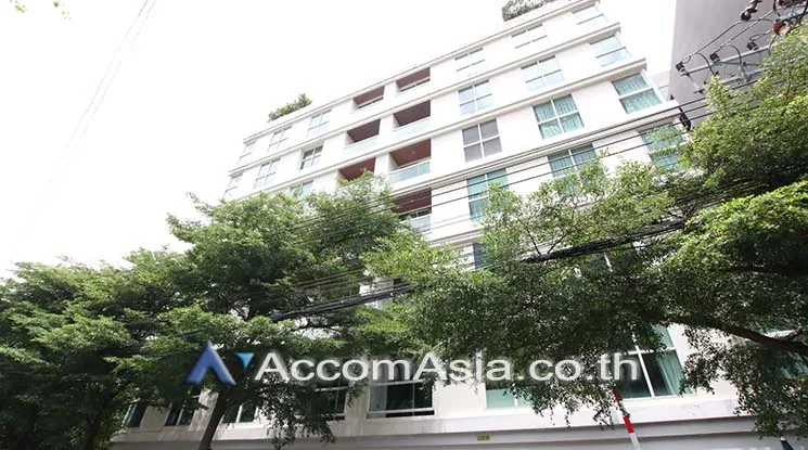  1 br Condominium For Sale in Ploenchit ,Bangkok BTS Ratchadamri at Sarasini Residence AA18983