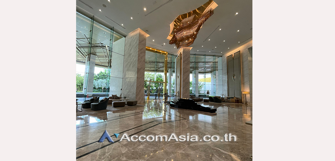  3 br Condominium For Sale in Charoen Nakhon ,Bangkok BTS Krung Thon Buri at Magnolias Waterfront Residences AA28177