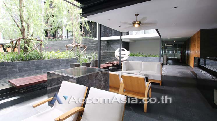  1 br Condominium For Rent in Sukhumvit ,Bangkok BTS Ekkamai at MODE Sukhumvit 61 AA25505