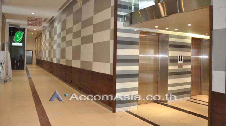  Retail / Showroom For Rent in Sukhumvit ,Bangkok BTS Ekkamai at The Horizon Ekkamai 13000480