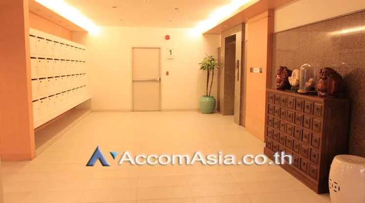  2 br Apartment For Rent in Sukhumvit ,Bangkok BTS Ekkamai at Living In Bangkok AA19391