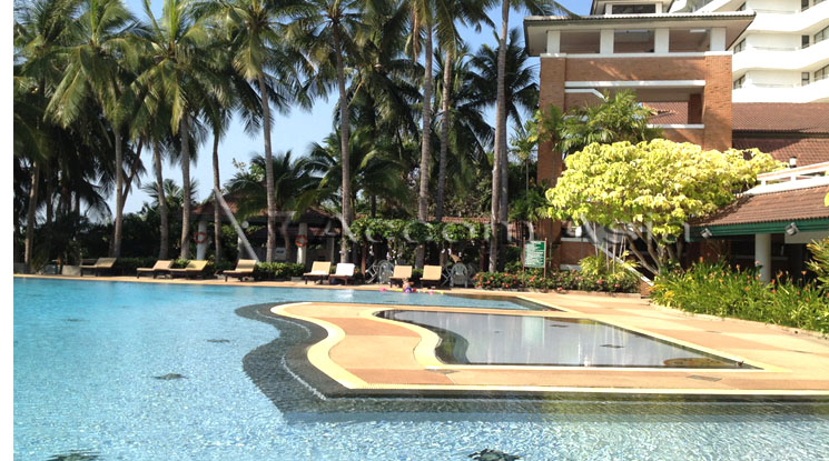  3 br Condominium For Sale in Sukhumvit ,Chon Buri  at The luxury and elegance with privacy AA13221